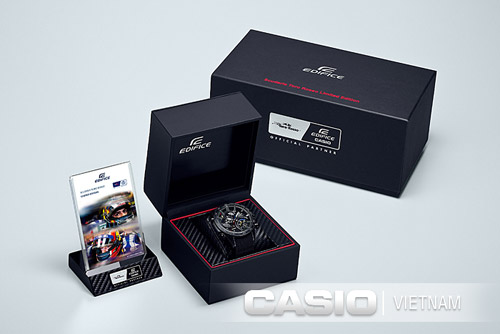 Đồng hồ Casio Edifice EQB-501TRC-1A Pin năng lượng 