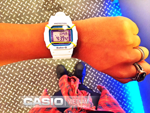  Đồng hồ Casio Baby-G Màu trắng trẻ trung